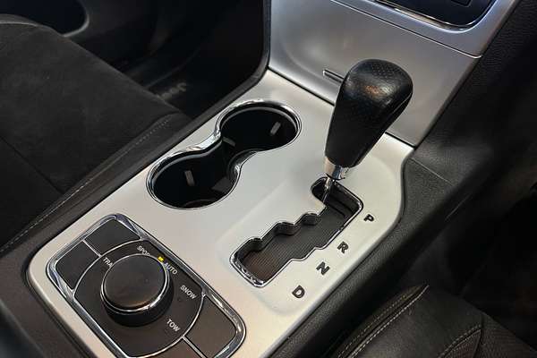 2012 Jeep GRAND CHEROKEE 6.4L SRT8