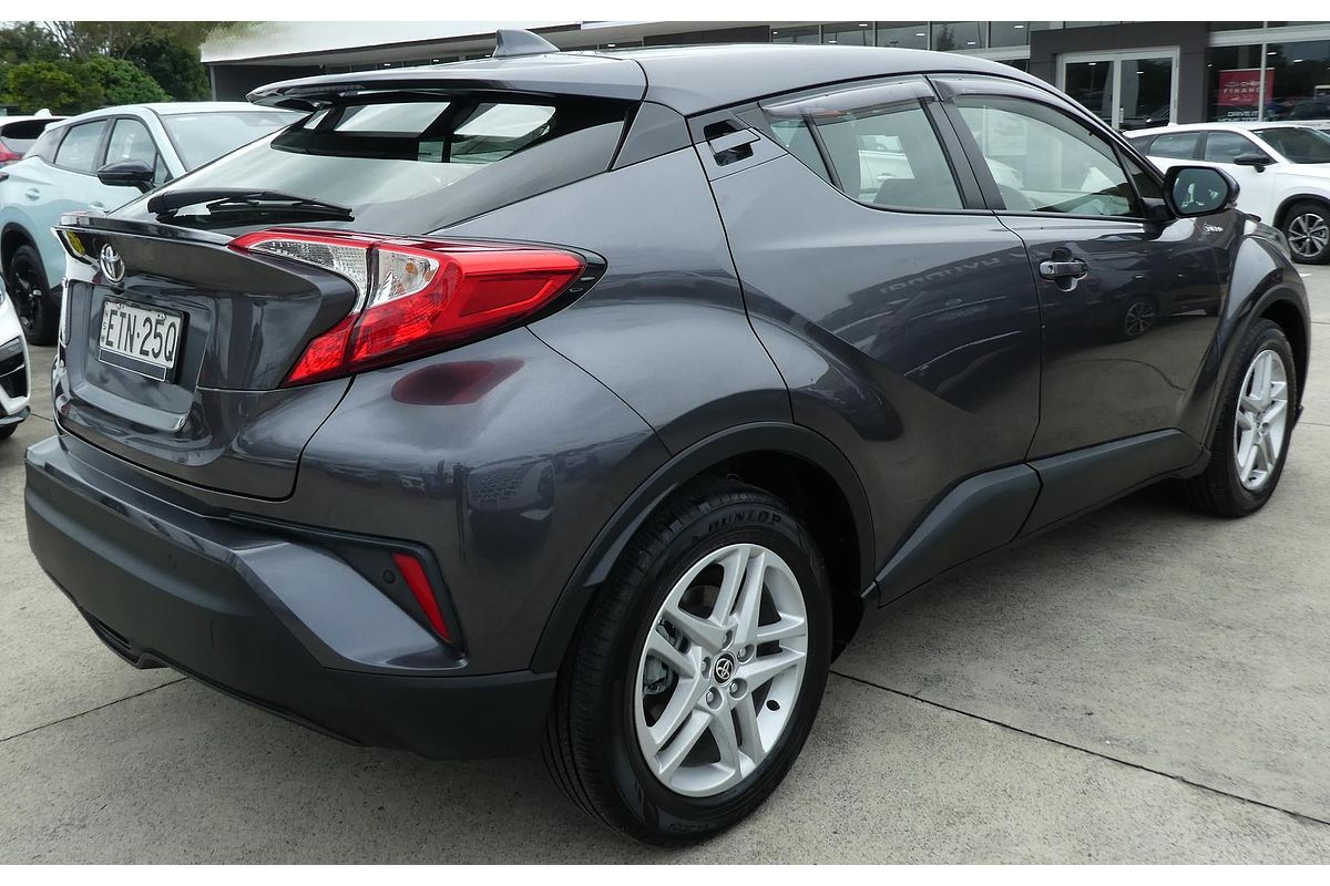 2022 Toyota C-HR GXL NGX10R