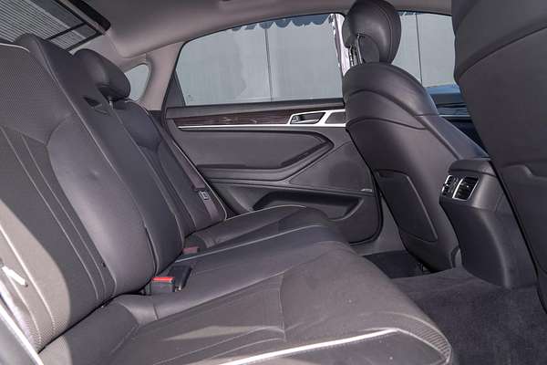 2015 Hyundai Genesis Sensory Pack DH