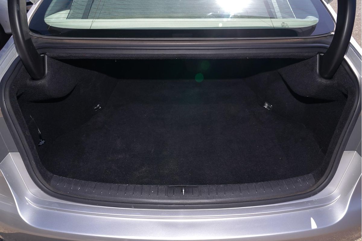 2015 Hyundai Genesis Sensory Pack DH