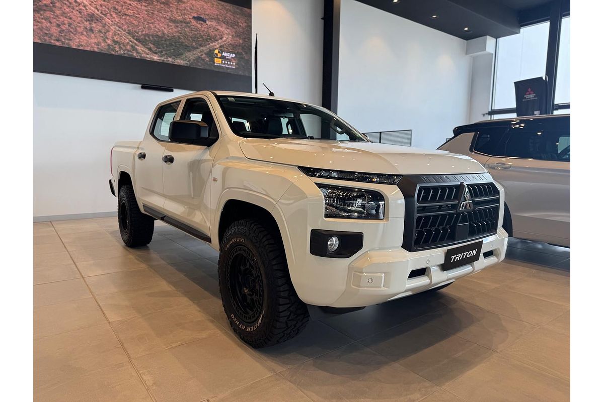 2024 Mitsubishi Triton GLX MV 4X4