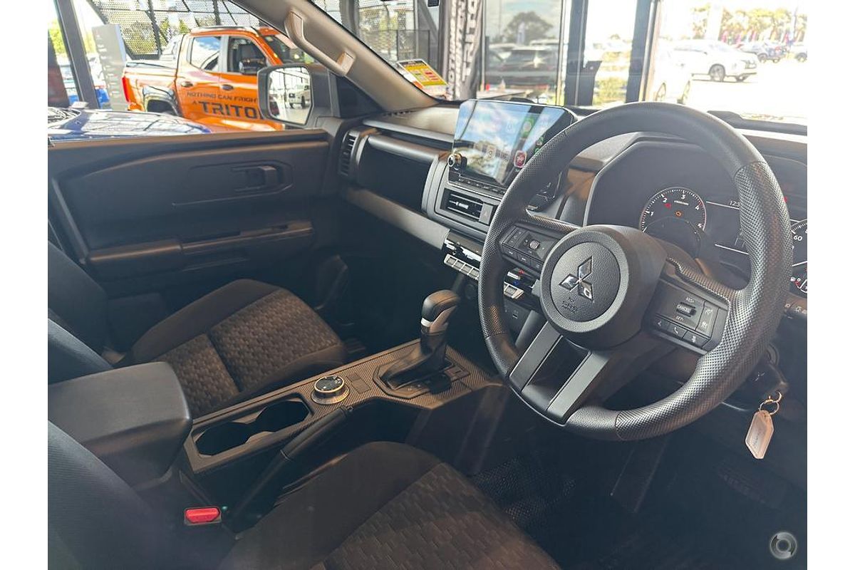 2024 Mitsubishi Triton GLX MV 4X4