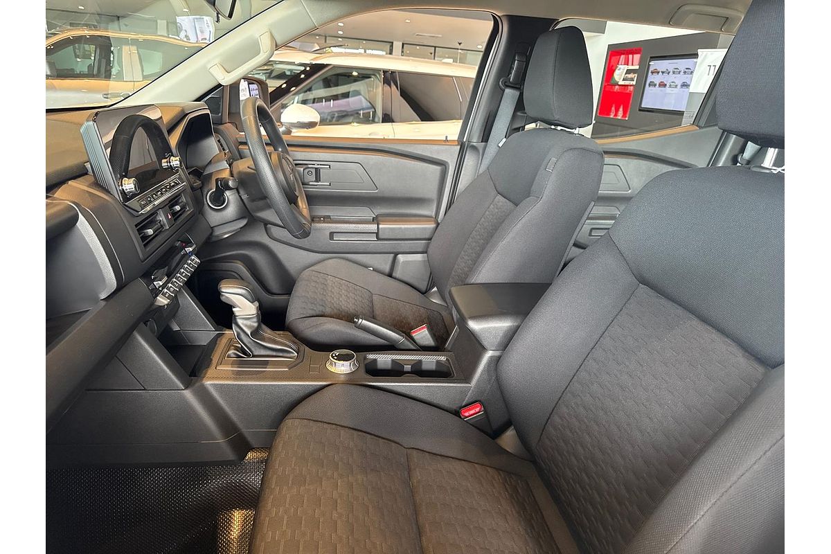 2024 Mitsubishi Triton GLX MV 4X4