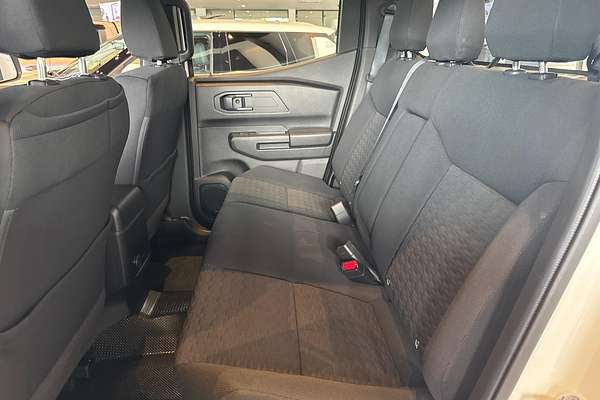 2024 Mitsubishi Triton GLX MV 4X4