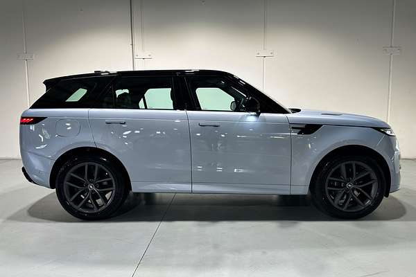 2025 Land Rover Range Rover Sport D300 Dynamic SE L461