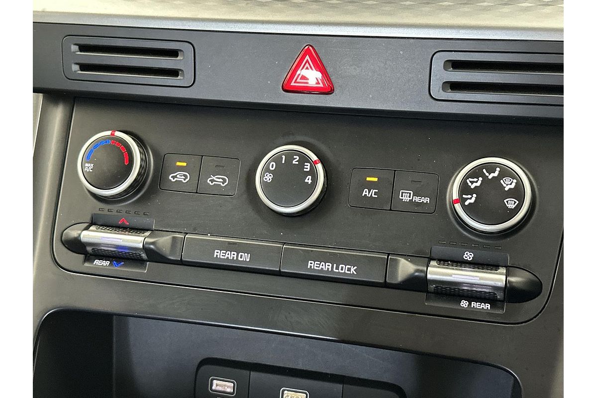 2022 Kia Carnival S KA4