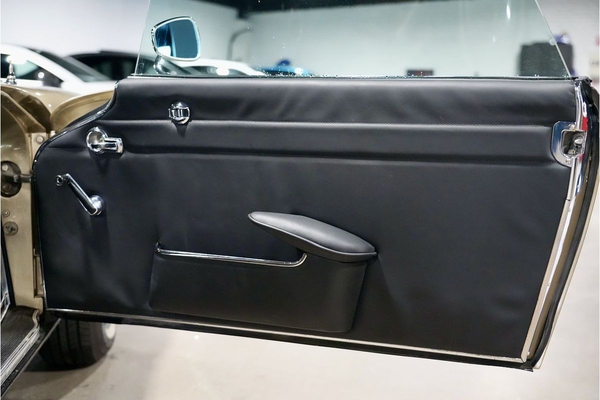 1967 Mercedes-Benz 230SL W113