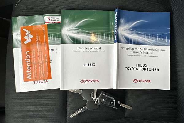 2019 Toyota Hilux SR GUN126R 4X4