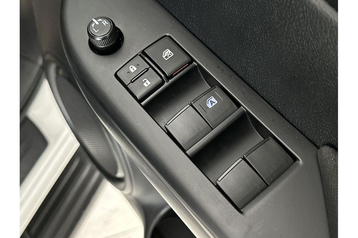 2019 Toyota Hilux SR GUN126R 4X4