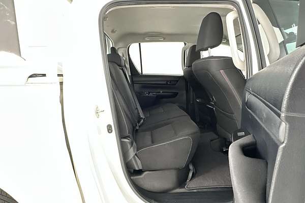 2019 Toyota Hilux SR GUN126R 4X4