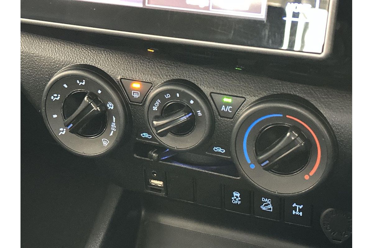 2019 Toyota Hilux SR GUN126R 4X4