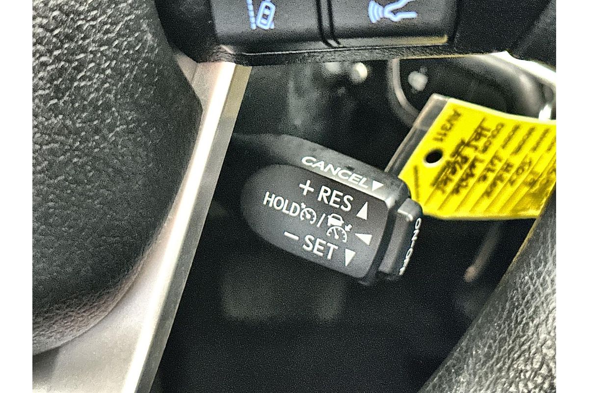 2019 Toyota Hilux SR GUN126R 4X4