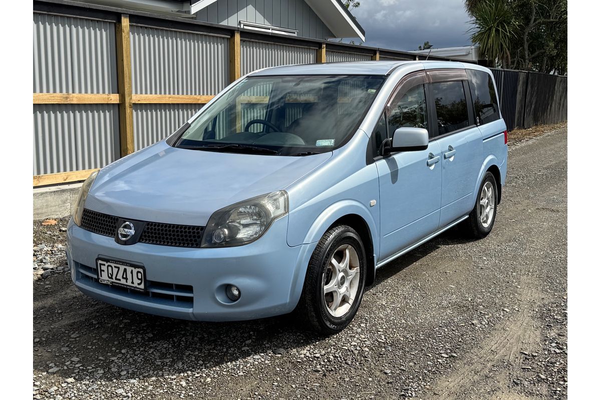 2005 Nissan LAFESTA