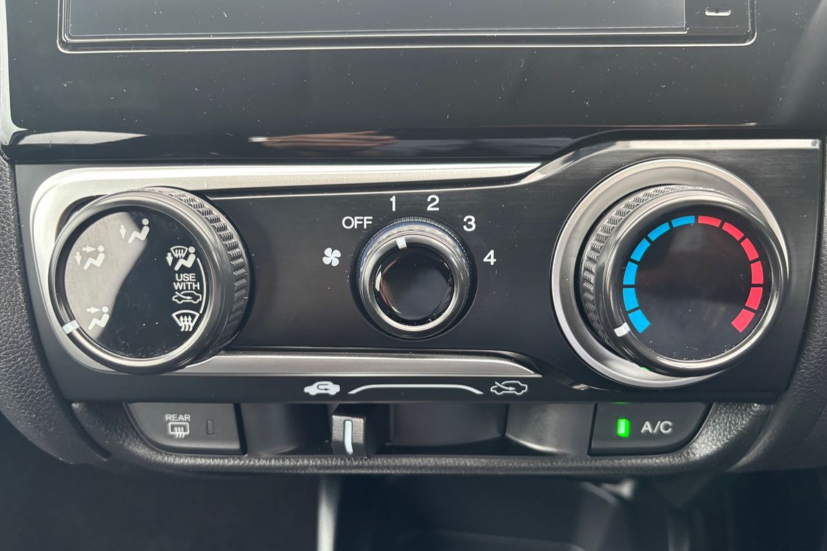2020 Honda Jazz VTi GF