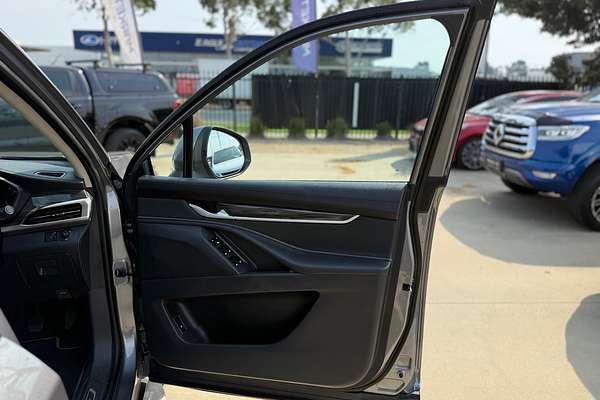 2022 LDV D90 Executive SV9A