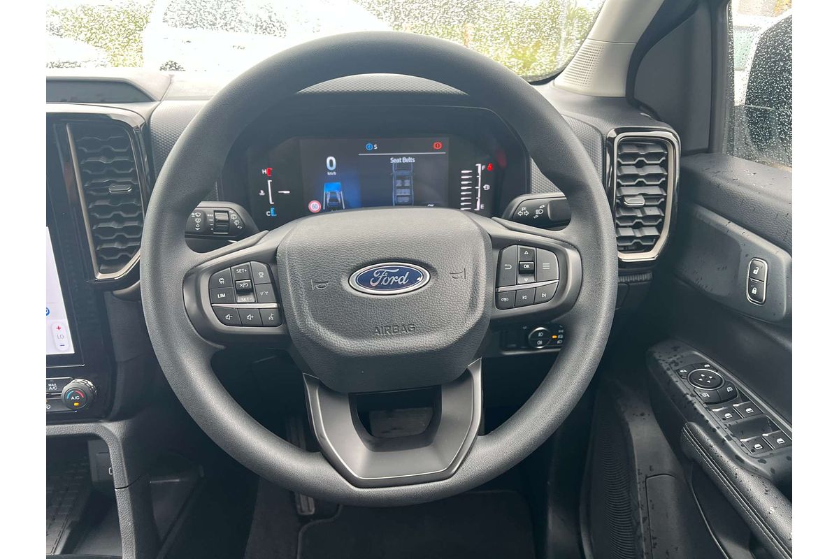 2023 Ford Everest Ambiente