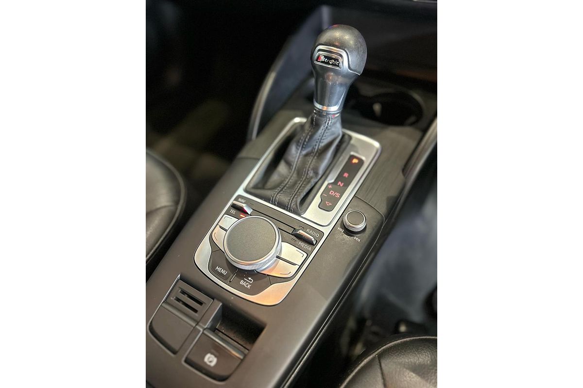 2015 Audi A3 Attraction 8V