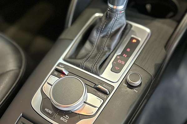 2015 Audi A3 Attraction 8V