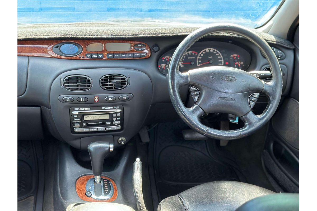 2000 Ford Fairlane Ghia AU