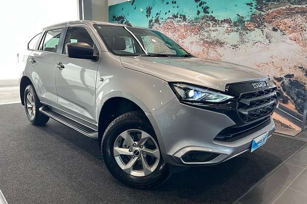 2024 Isuzu MU-X LS-M