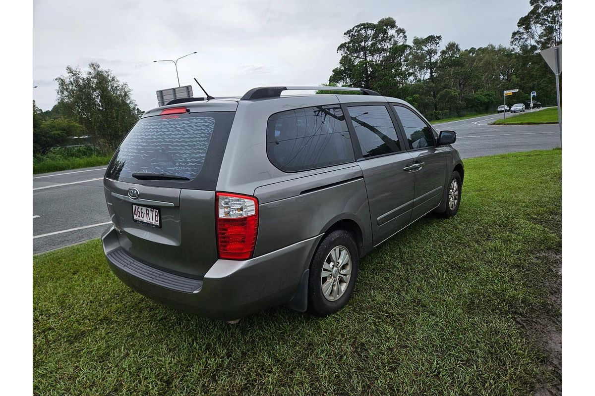 2011 Kia Grand Carnival Si VQ