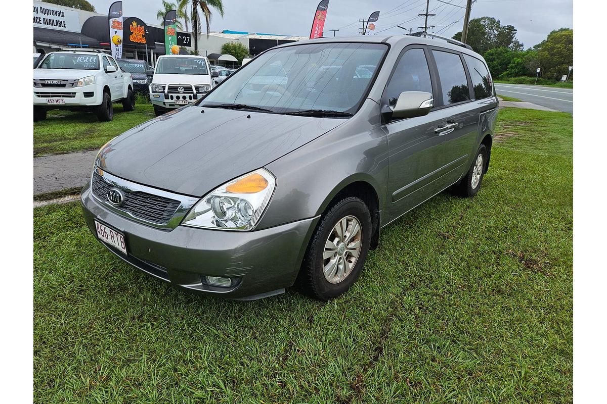 2011 Kia Grand Carnival Si VQ