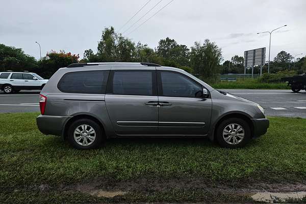 2011 Kia Grand Carnival Si VQ