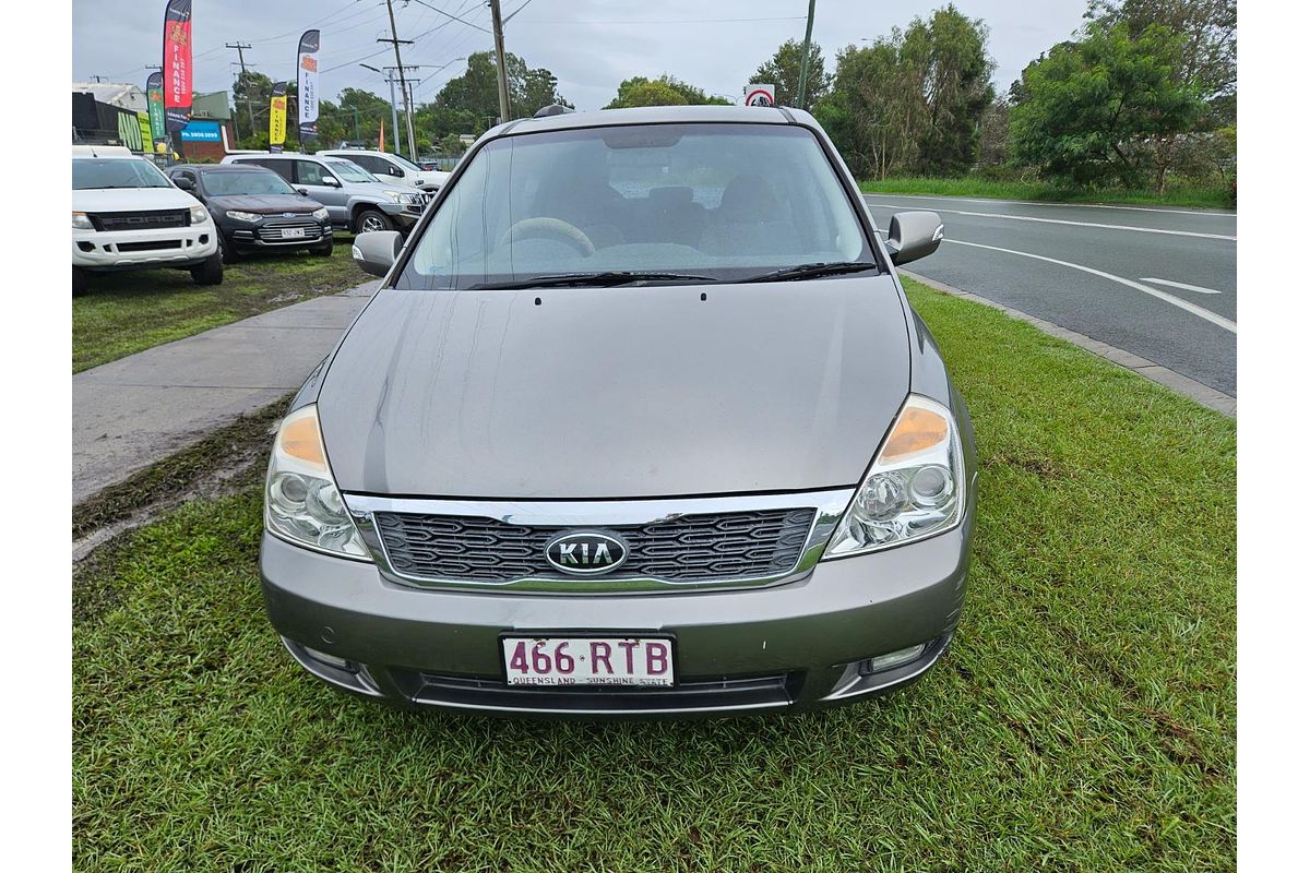 2011 Kia Grand Carnival Si VQ