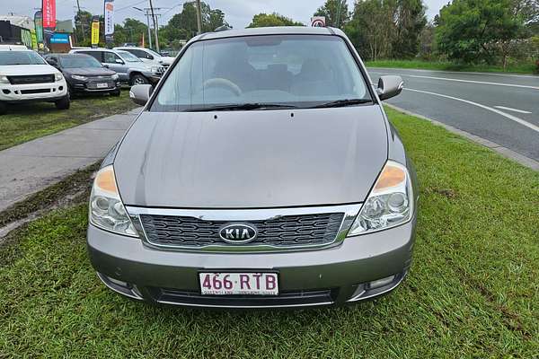 2011 Kia Grand Carnival Si VQ