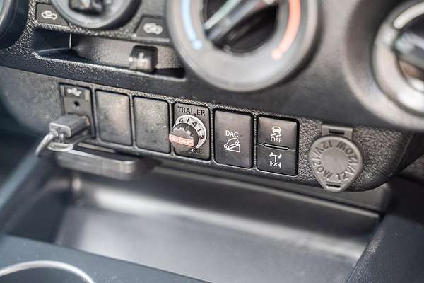 2023 Toyota Hilux SR GUN126R 4X4