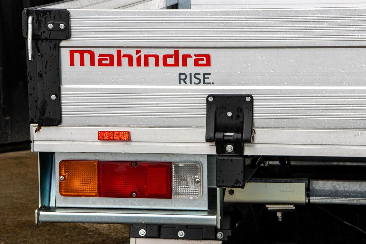 2022 Mahindra PIK-UP S11 4X4