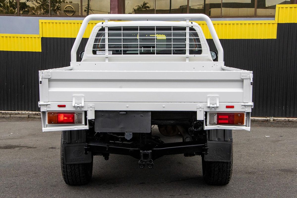 2020 Toyota Hilux SR GUN126R 4X4