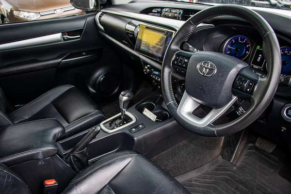 2017 Toyota Hilux SR5 GUN126R 4X4