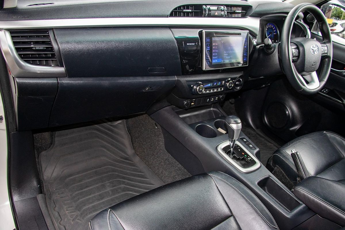 2017 Toyota Hilux SR5 GUN126R 4X4