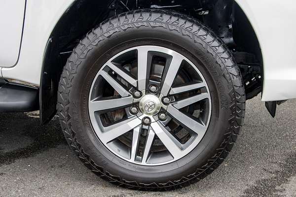 2017 Toyota Hilux SR5 GUN126R 4X4