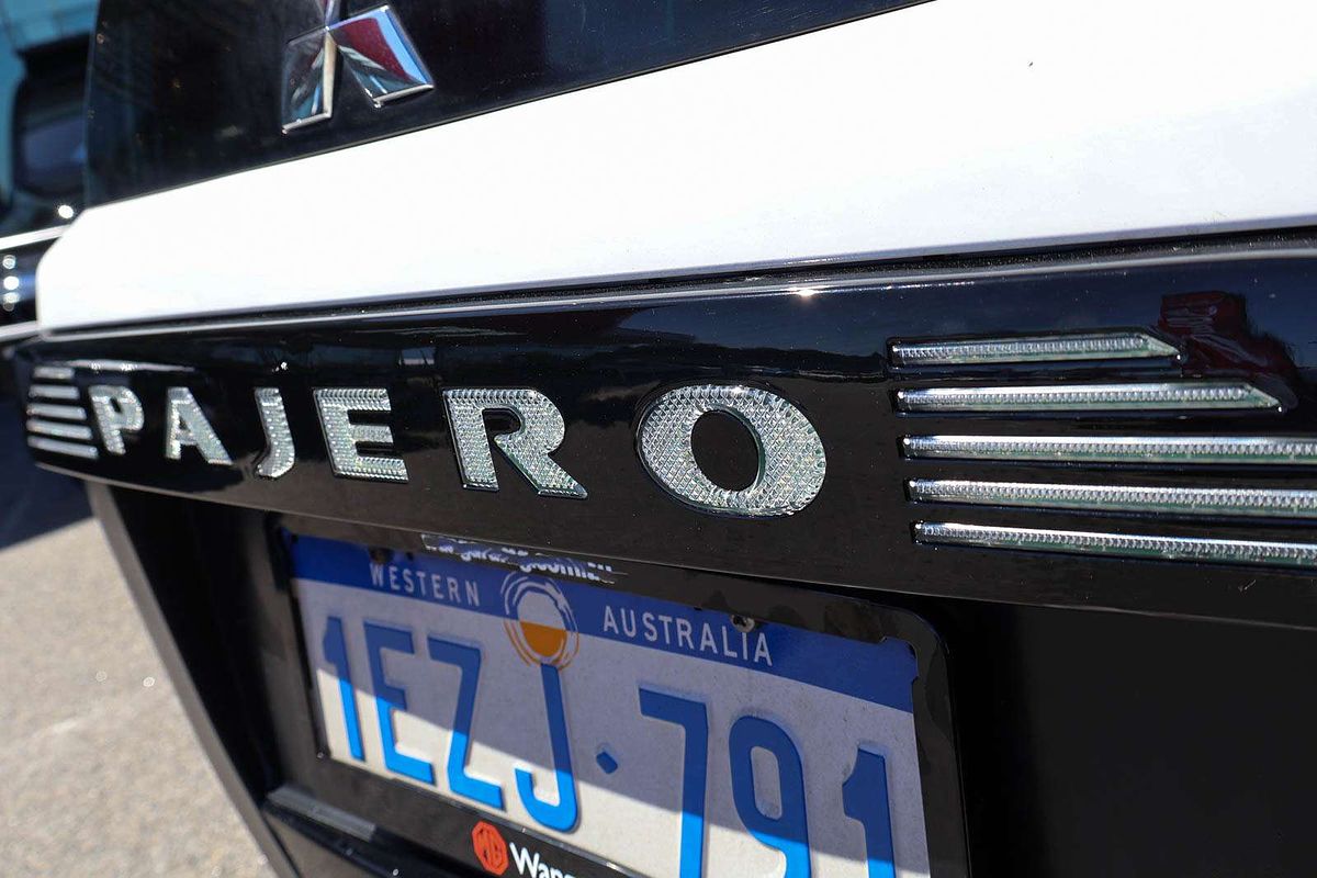 2016 Mitsubishi Pajero GLX NX