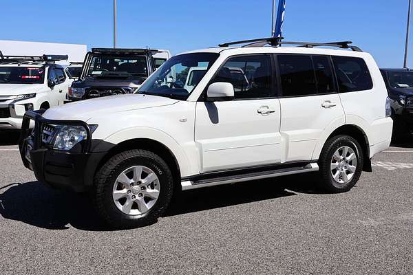 2016 Mitsubishi Pajero GLX NX