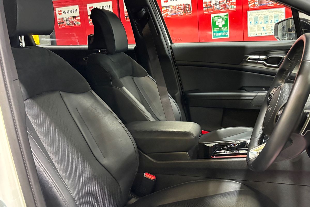 2022 Kia Sportage GT-Line NQ5