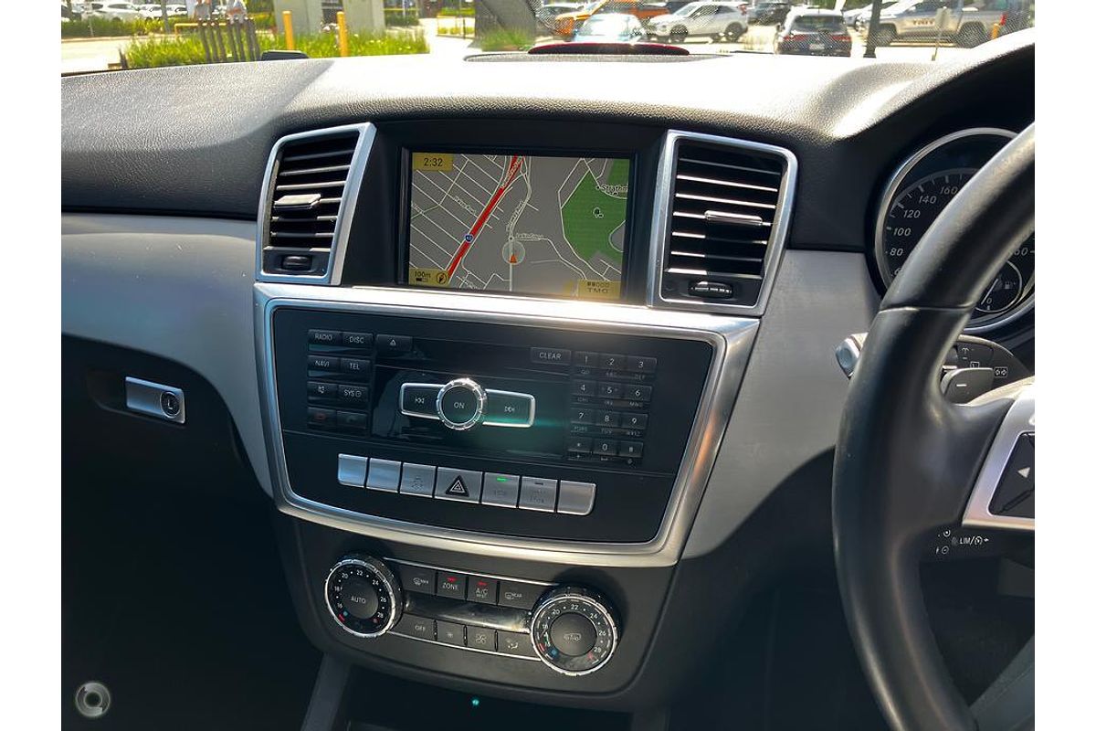 2012 Mercedes-Benz M-Class ML250 BlueTEC W166