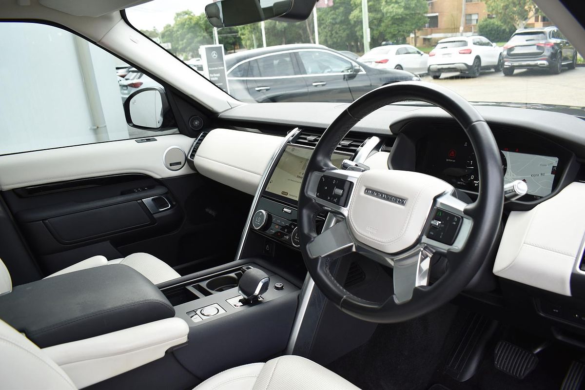 2021 Land Rover Discovery D300 HSE Series 5