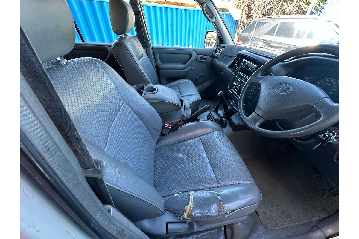 1999 Toyota Landcruiser Standard HZJ105R