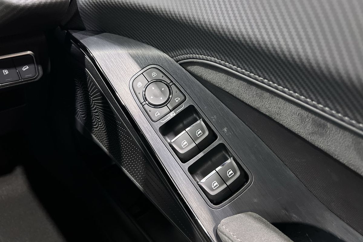2024 GWM Haval H6GT Ultra PHEV B03