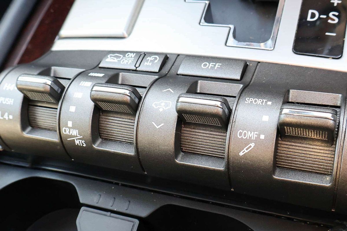 2014 Lexus LX LX570 URJ201R