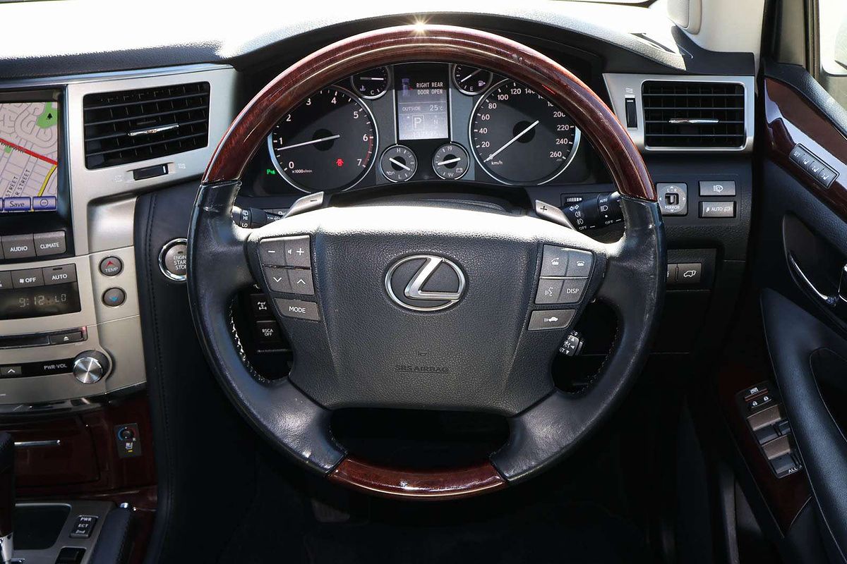 2014 Lexus LX LX570 URJ201R