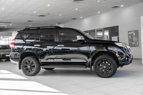 2017 Toyota Landcruiser Prado Altitude GDJ150R