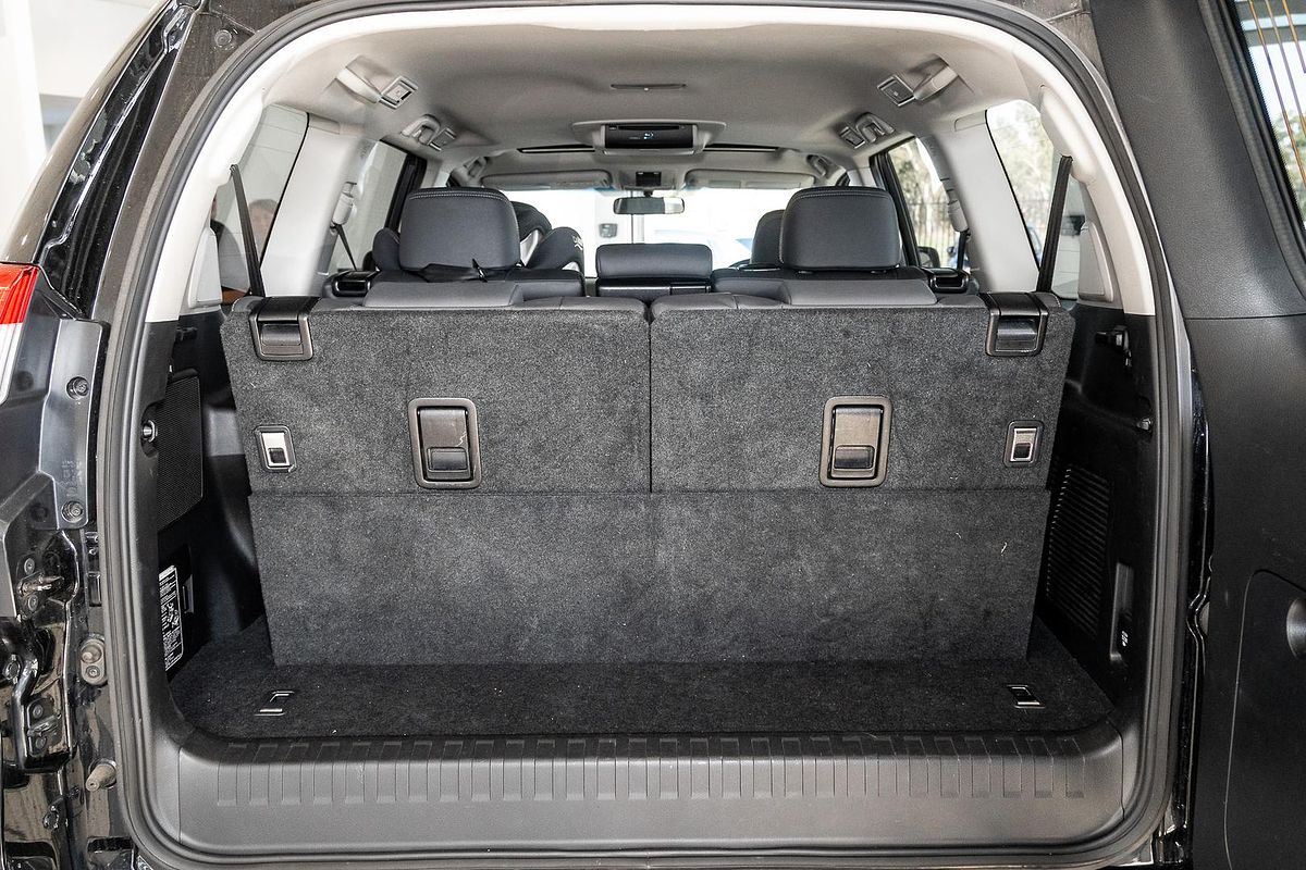 2017 Toyota Landcruiser Prado Altitude GDJ150R