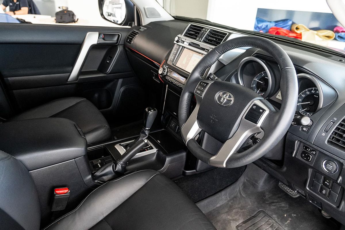 2017 Toyota Landcruiser Prado Altitude GDJ150R