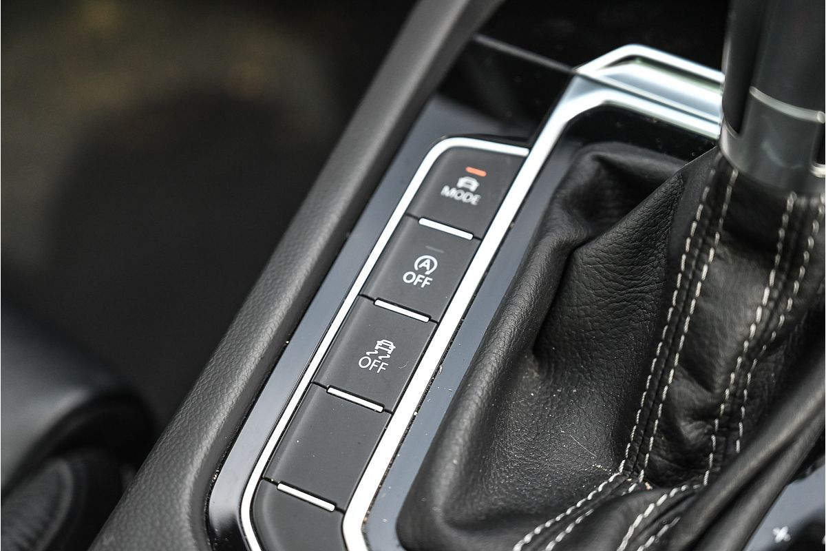 2017 Volkswagen Passat 206TSI R-Line B8