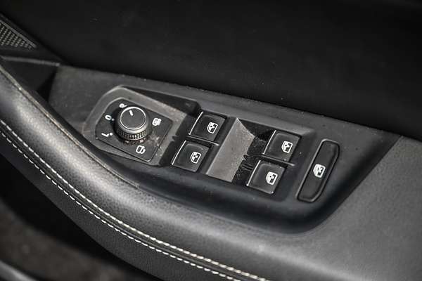 2017 Volkswagen Passat 206TSI R-Line B8