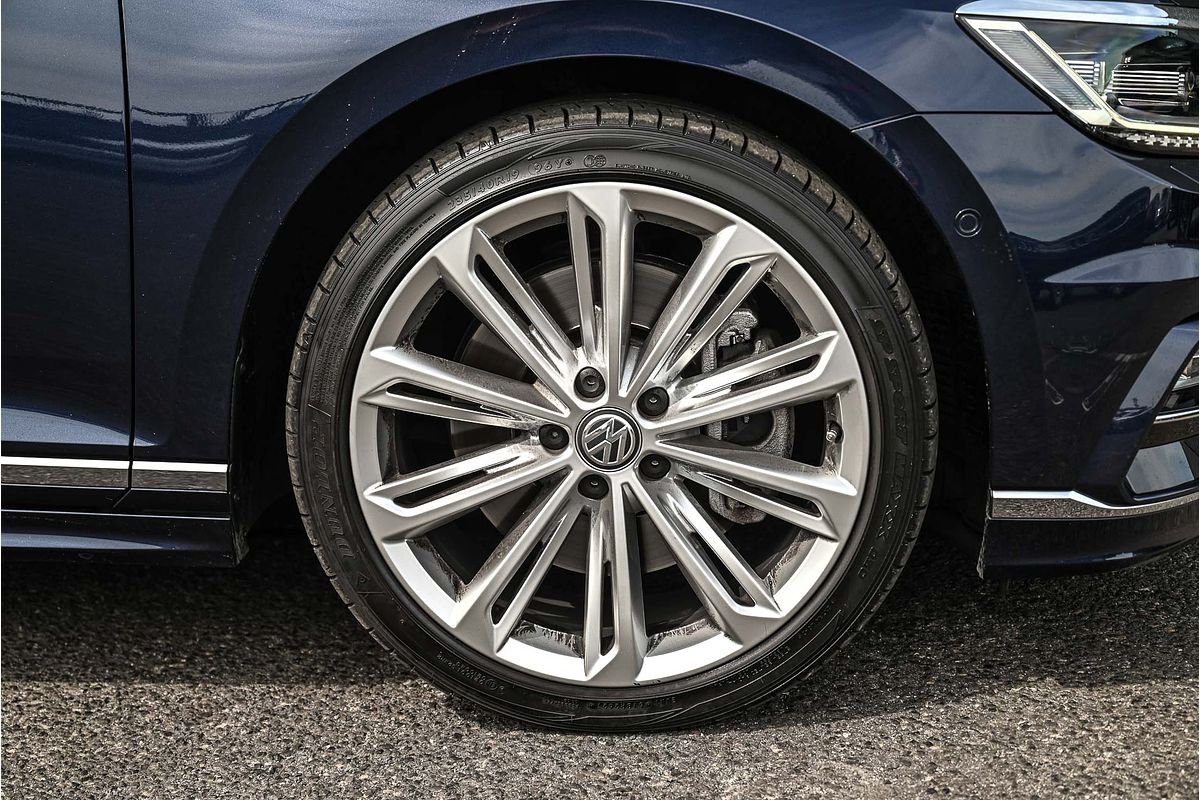 2017 Volkswagen Passat 206TSI R-Line B8